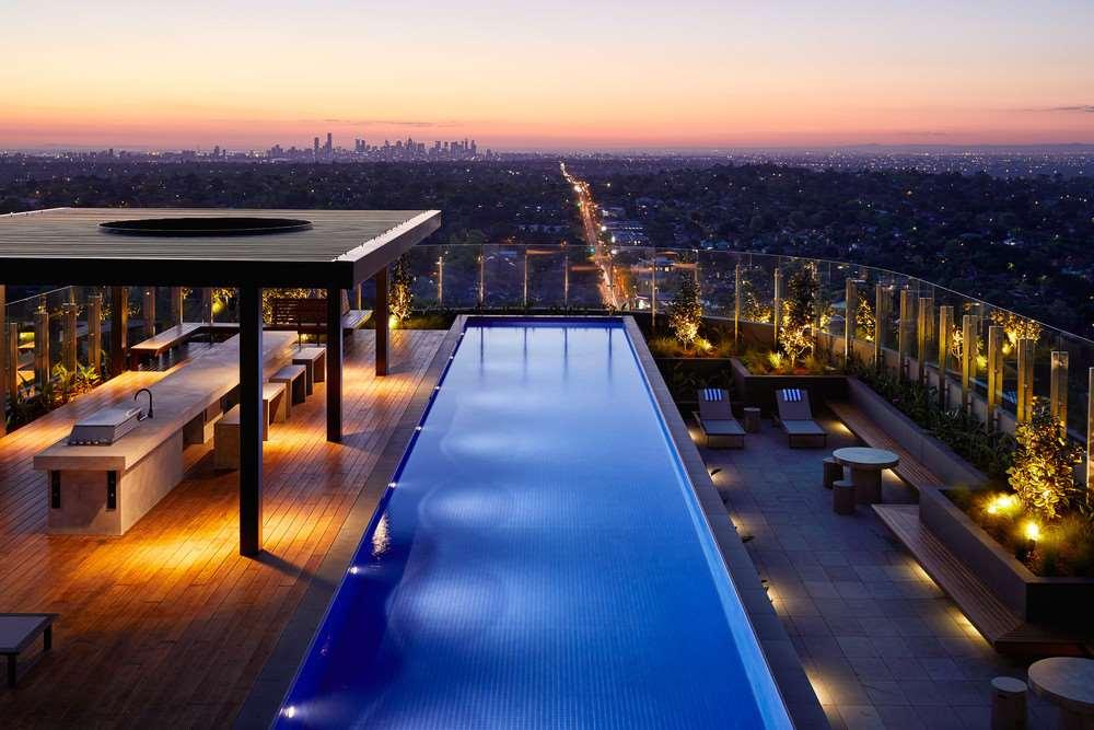 Art Series - The Chen Box Hill Ανέσεις φωτογραφία The rooftop pool at the West Hollywood Edition