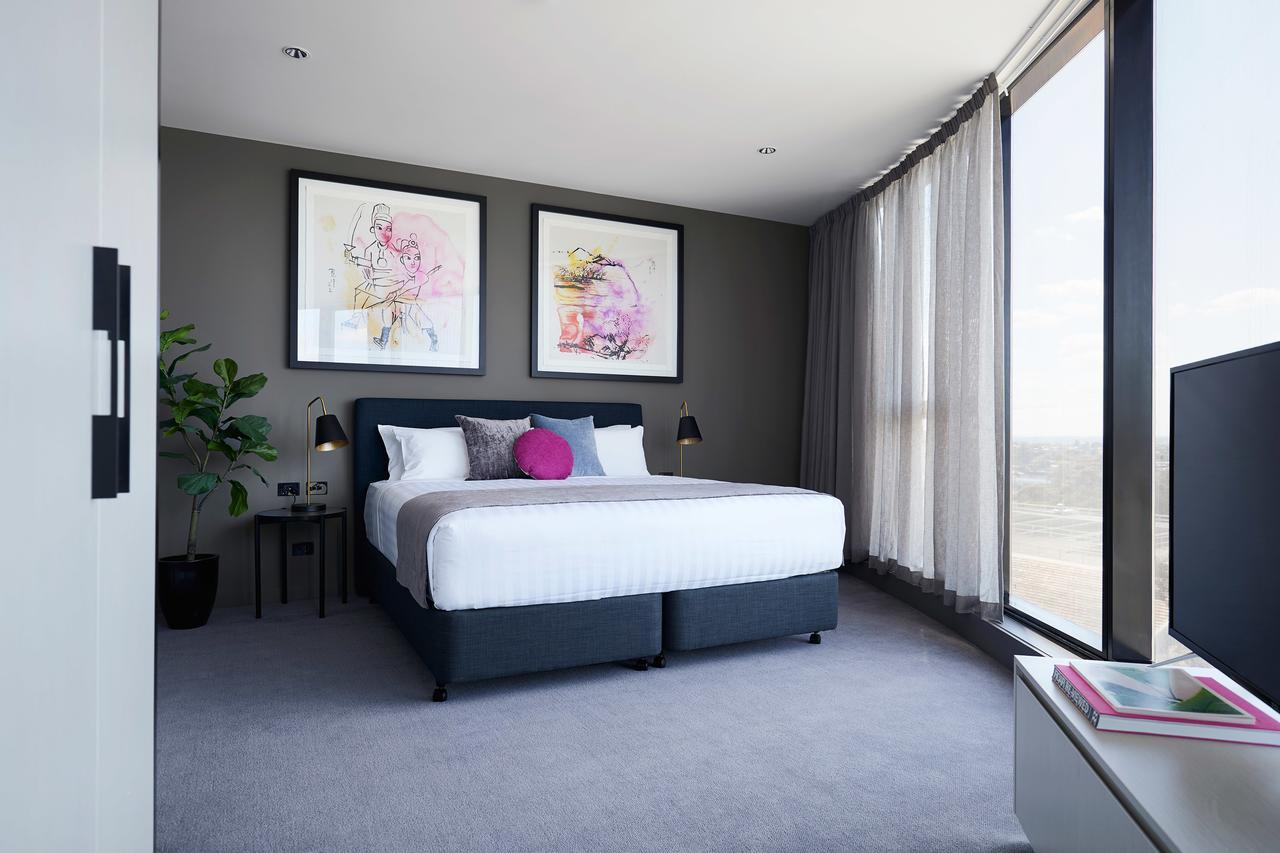 Art Series - The Chen Box Hill Εξωτερικό φωτογραφία Bedroom